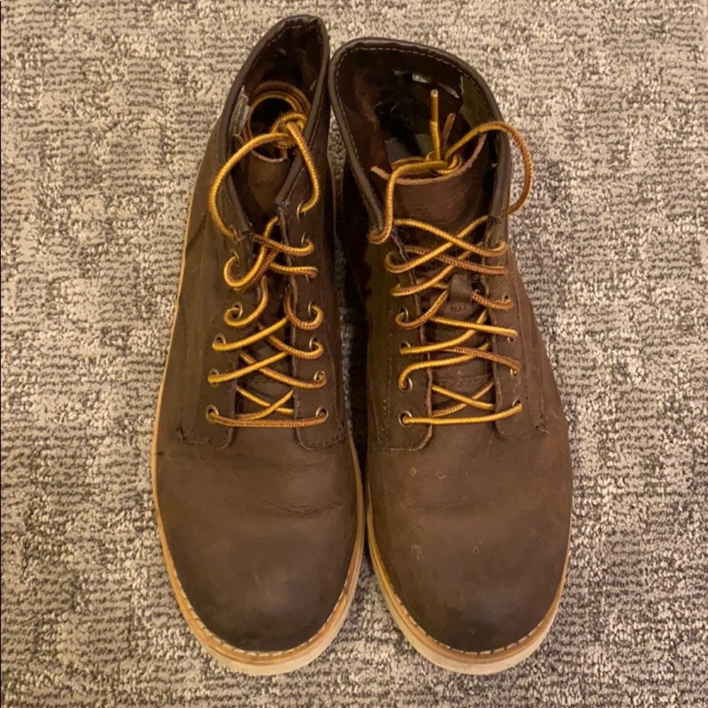American Eagle boots